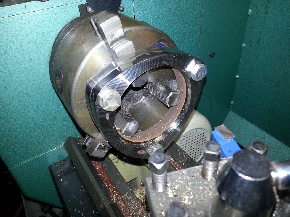 flange in the lathe